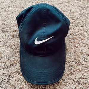 black nike baseball cap